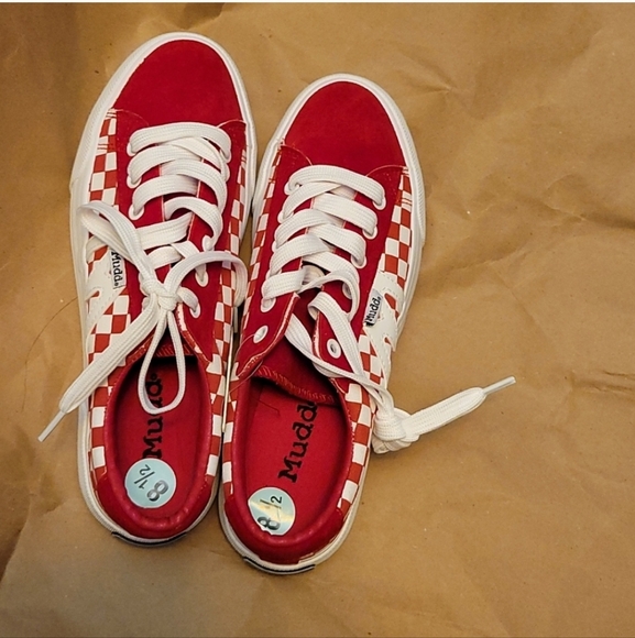 Mudd Shoes - MUDD Red and White Checkered Sneakers, By Mudd Size 8.5